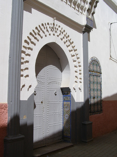 puerta Alcazarena-porte a El-Ksar.jpg
