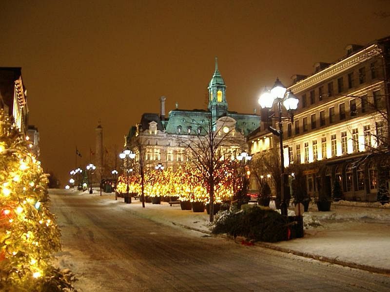 Montreal a Noel.Place Jacques Cartier.jpg