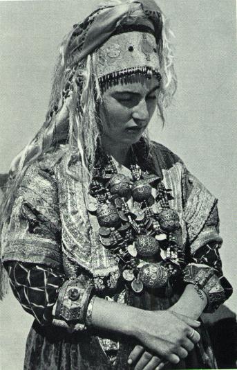 A Jewish Amazigh woman of Tiznit (South of Morocco).jpg