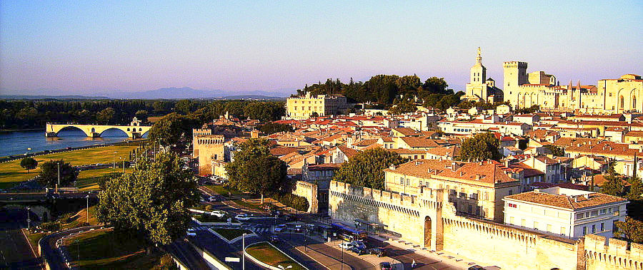 Avignon, le coeur de la Provence, France.jpg
