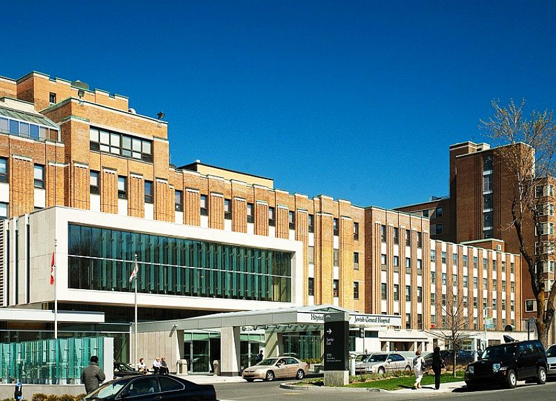 The Jewish General Hospital in Montreal, 2012.jpg