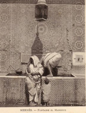 Meknes-fontaine-el-mansour.jpg