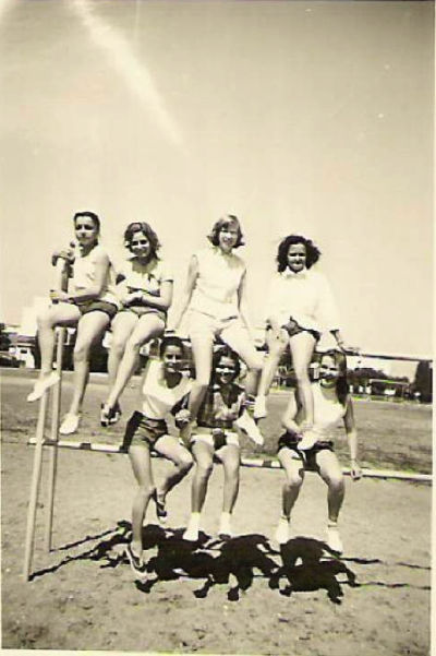 education physique stade leriche1956.jpg