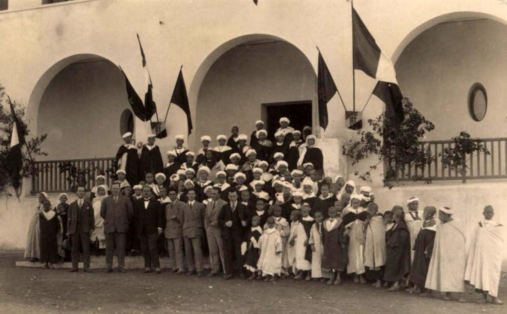 azrou ecole berbere.jpg