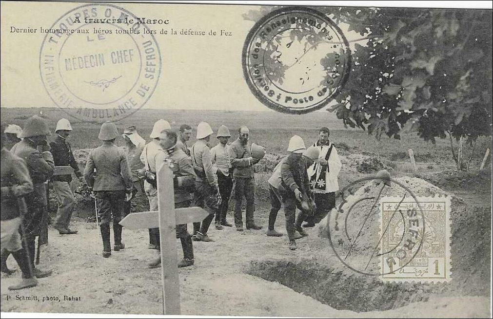 enterrement de militaire a Fez 1913.JPG