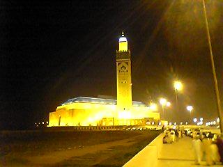 islam_religion_mosquee_casablanca_photos_pics_night[1].jpg