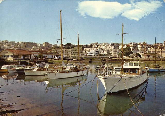 yachting club 1965.jpg