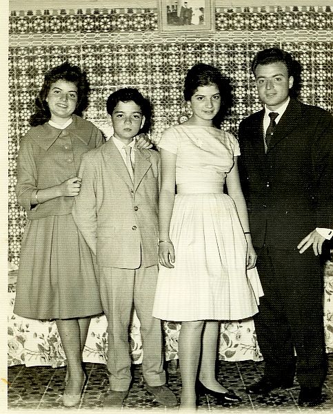 Georgette, Élie, Olga et Charles Cohen chez les Monsonégo vers 1960, Rabat.jpg