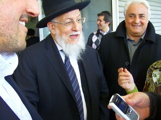 Loulou Benaccoun  et  le Grand Rabbin Sitruk , region Parisienne..2009.jpg