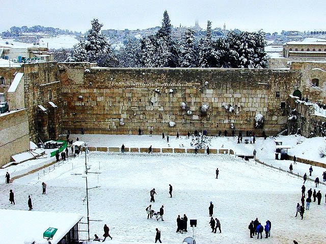 Jerusalem, le Kotel , neige..hiver..jpg