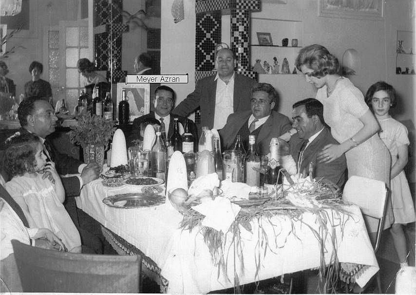 Mimouna a Casablanca en 1965, la famille de Meyer Azran.jpg