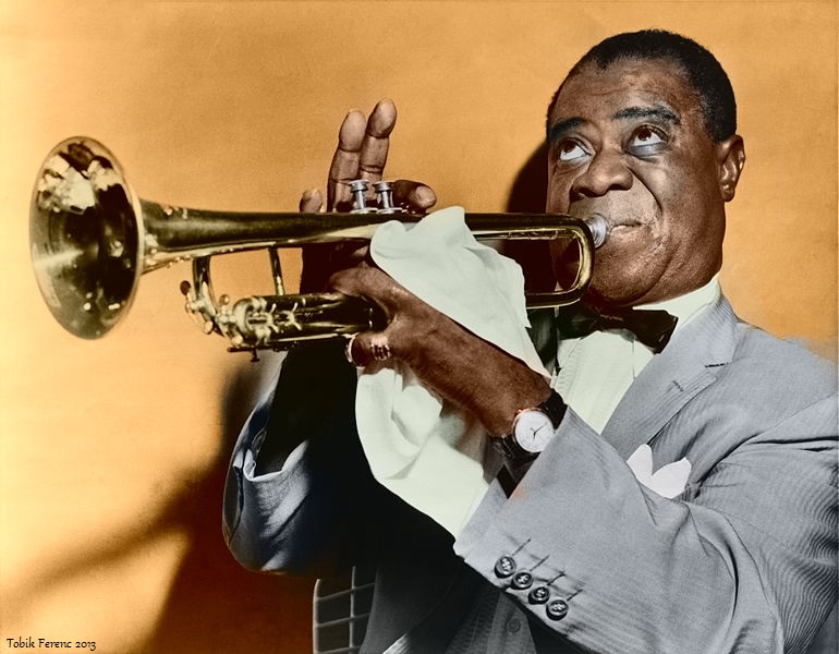 Louis_Armstrong_restored_(color_version).jpg