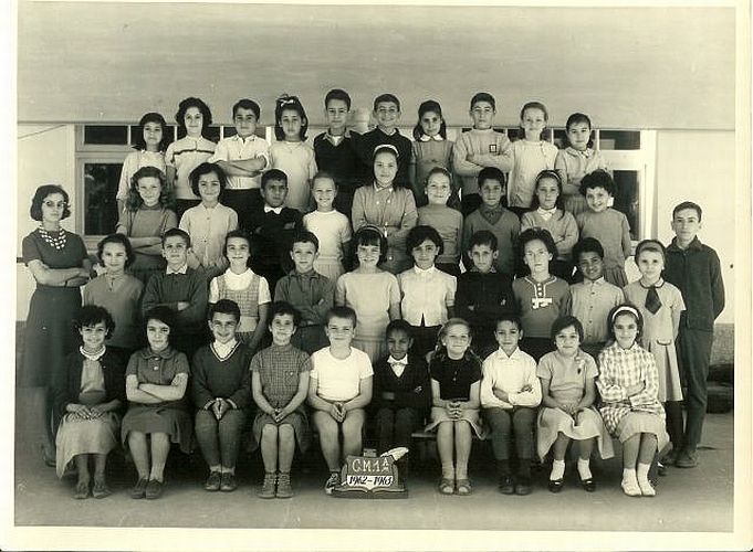 Classe de CM1 A, annee scolaire 1962-63.jpg